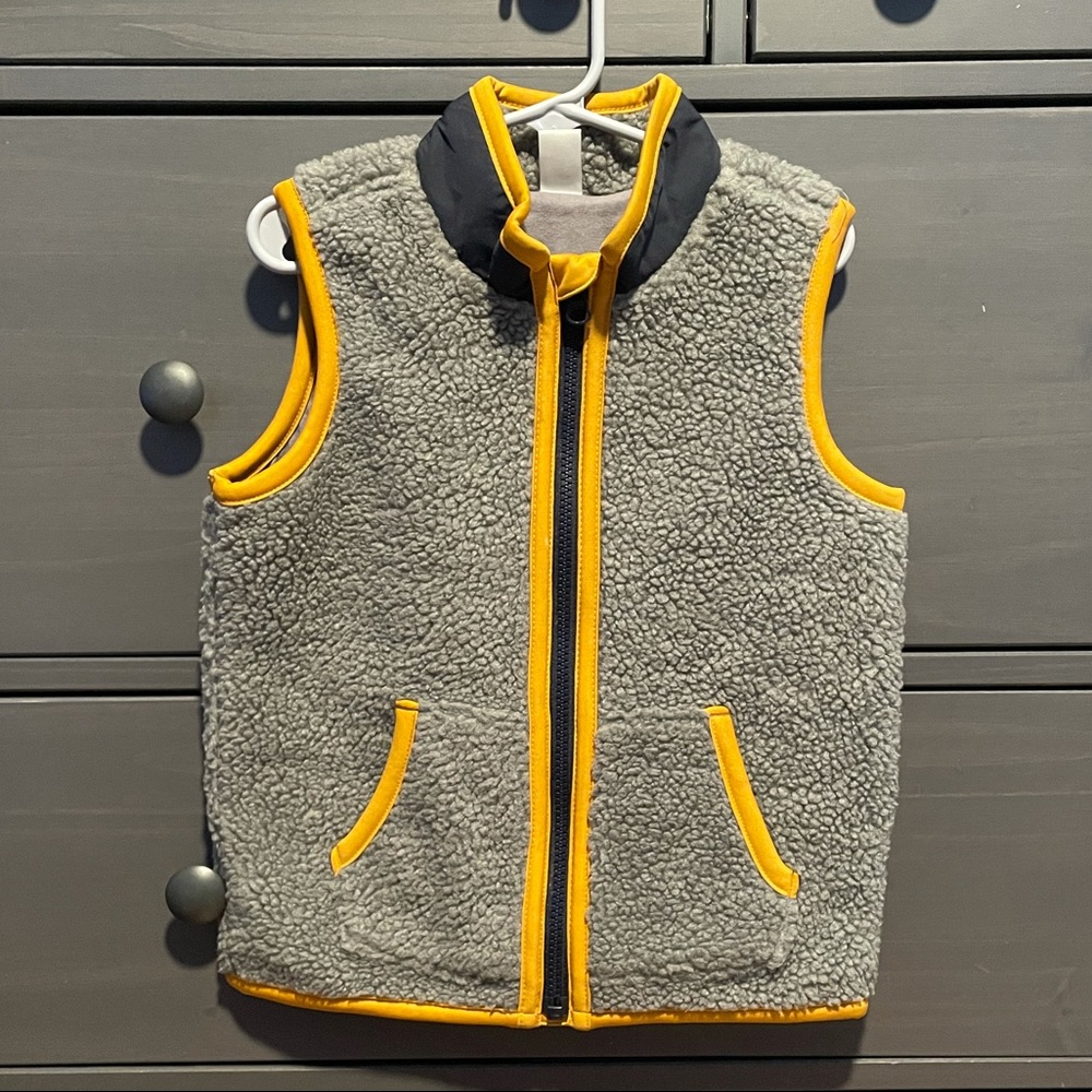 Old Navy vest 4T